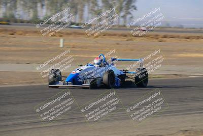 media/Oct-29-2022-CalClub SCCA (Sat) [[e05833b2e9]]/Around the Pits/